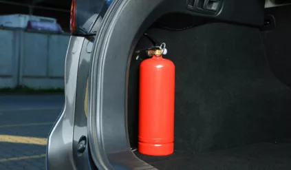 gasnica samochod bagaznik