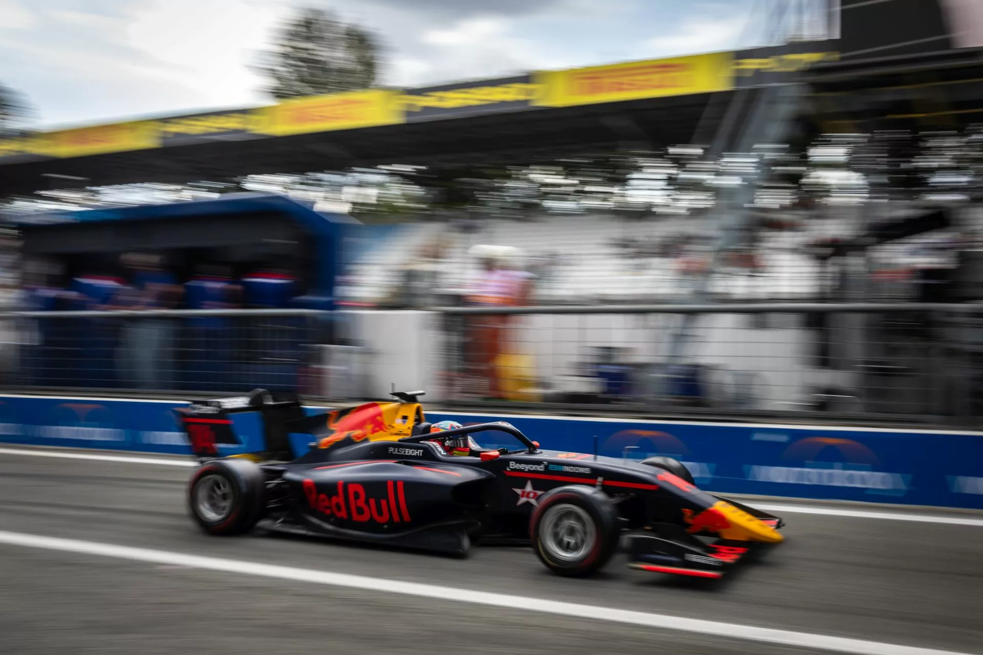 kacper sztuka red bull f1 formuła 1