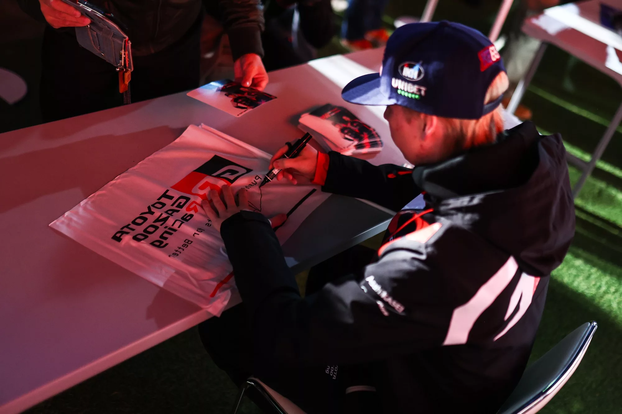 Kalle Rovanpera swój najważniejszy autograf w tym roku ma złożyć dzień po zakończeniu sezonu WRC