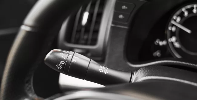 kierownica-ustawienia światła samochodu