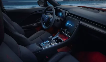Lexus LBX z najnowszą technologią. Jego systemy bezpieczeństwa budzą podziw