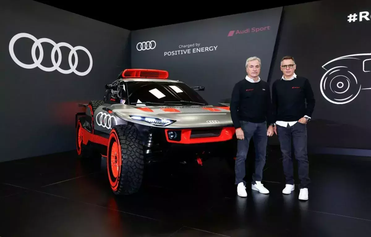 Audi rsq e-tron Rajd Dakar Carlos Saintz