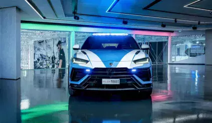 Lamorghini urus SUV w służbie włoskiej policji