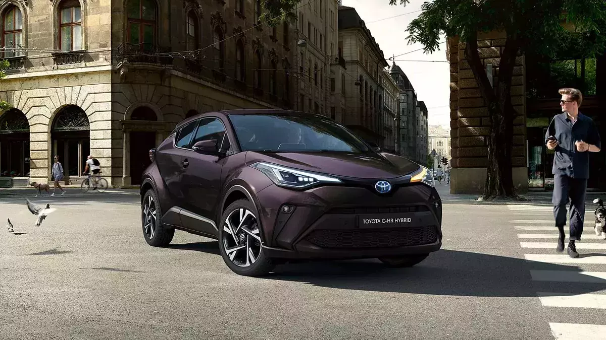 Toyota C-HR SUV wyprzedaż 2023