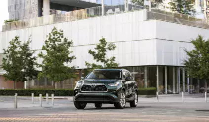 Toyota i Lexus muszą wrócić do serwisu – akcja obejmuje ponad 1.1 mln aut!