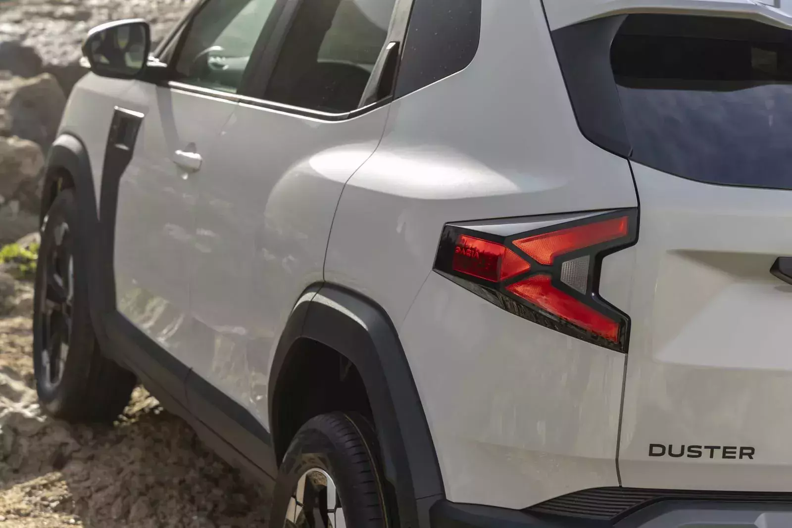 dacia-duster-2023