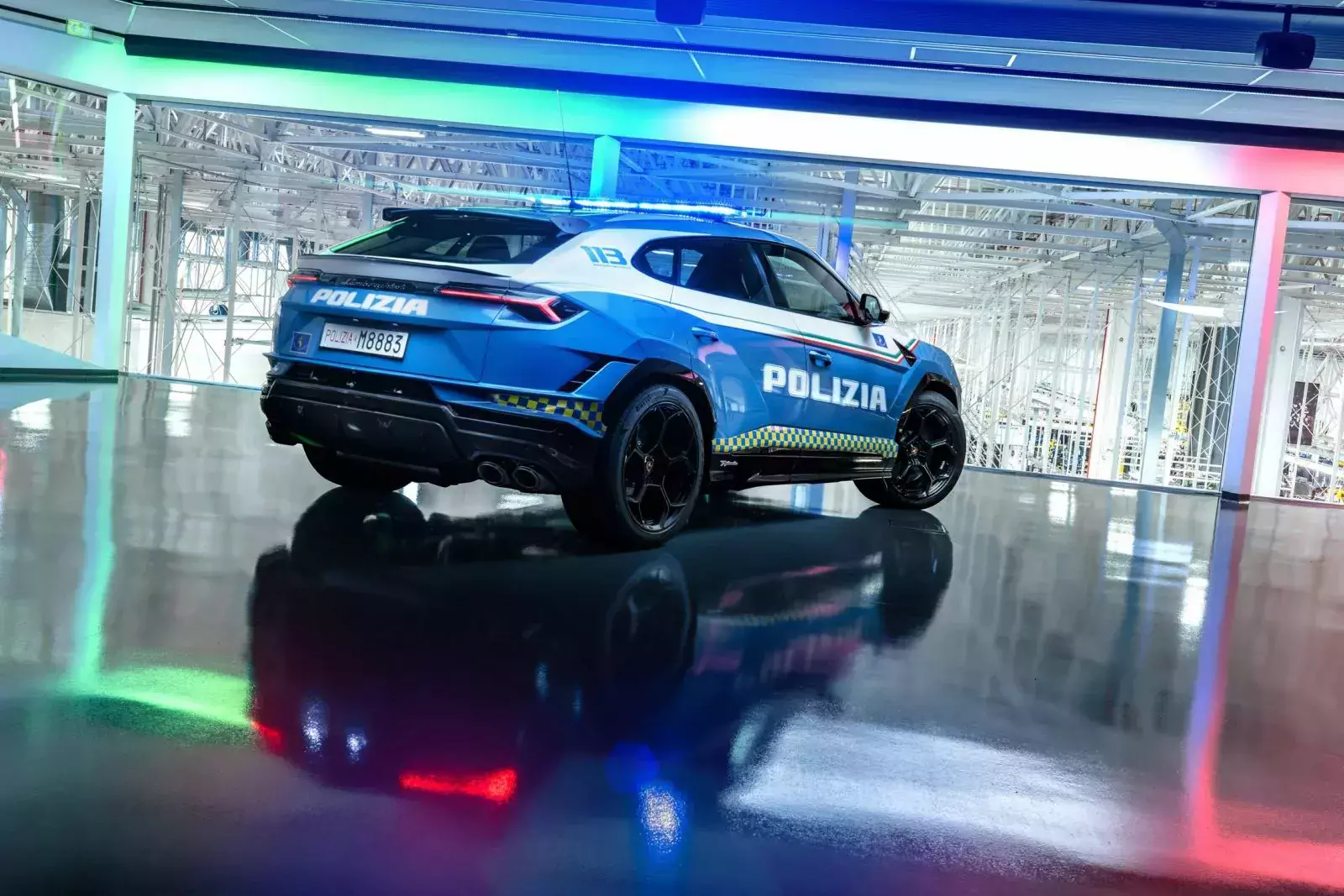 nowe-lamborghini-dla-wloskiej-policji-2