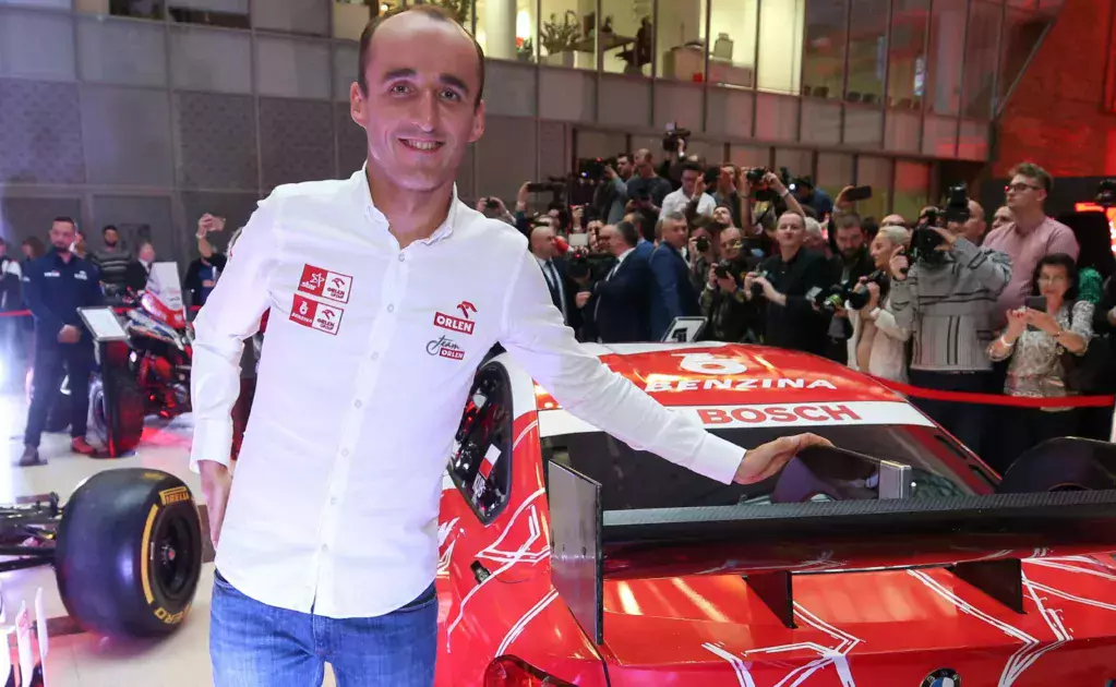 Oto BMW M4 DTM Roberta Kubicy na sezon 2020 bez żadnych tajemnic