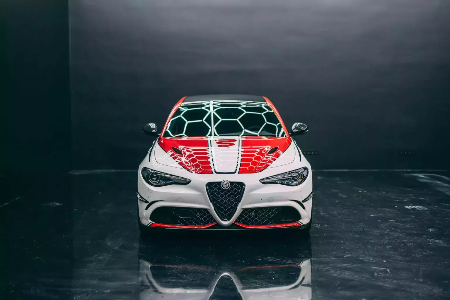 Alfa-Romeo-Giulia-Quadrifoglio-8-1536x1025