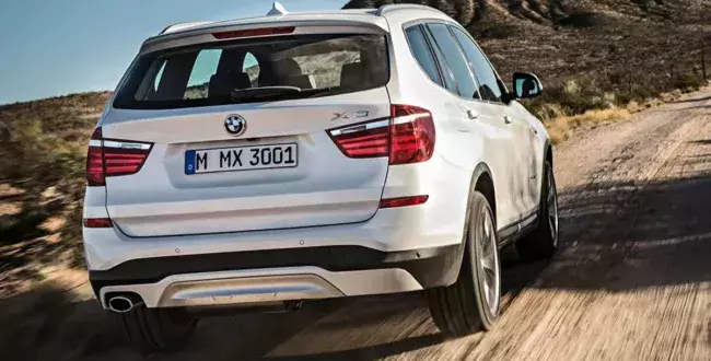BMW-X3-SUV tył diesel 2014
