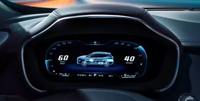 MG HS PHEV kokpit wyświetlacz