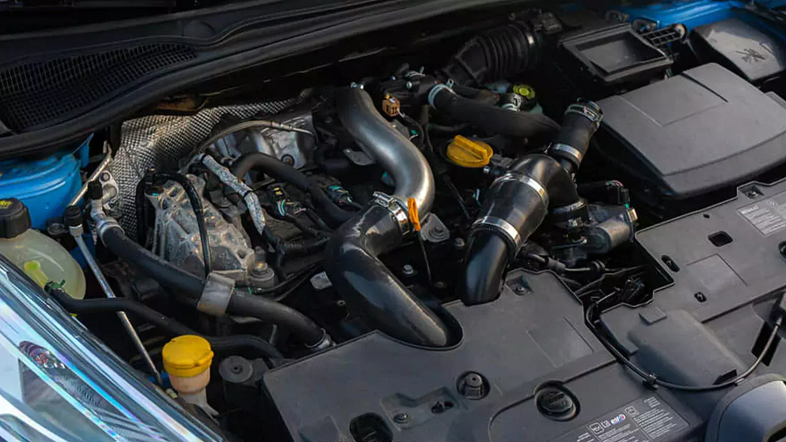 Renault_Clio_RS_kombi_2023-4