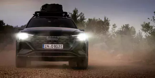 audi Q8 etron ed Dakar