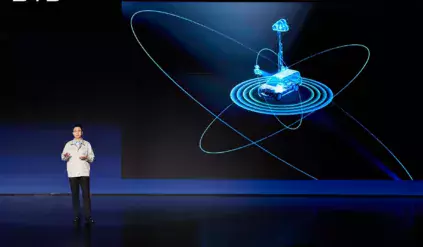 Nowy SUV U8 z AI-Xuanji AI fot. Byd Dream Day 2024