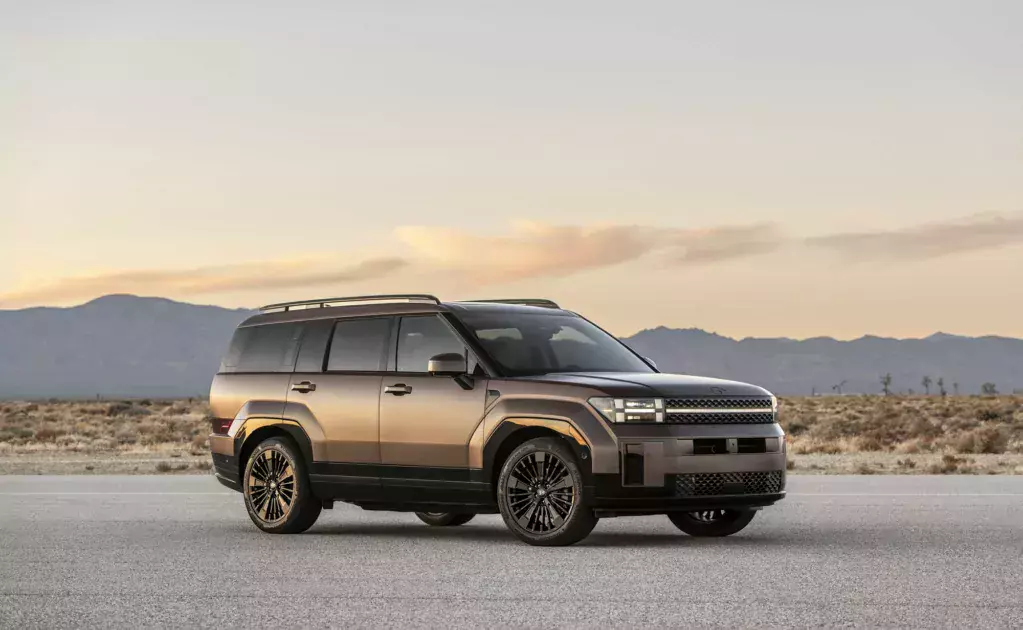 Nowy Hyundai Santa Fe 2024 / outdoorowy SUV rodzinny