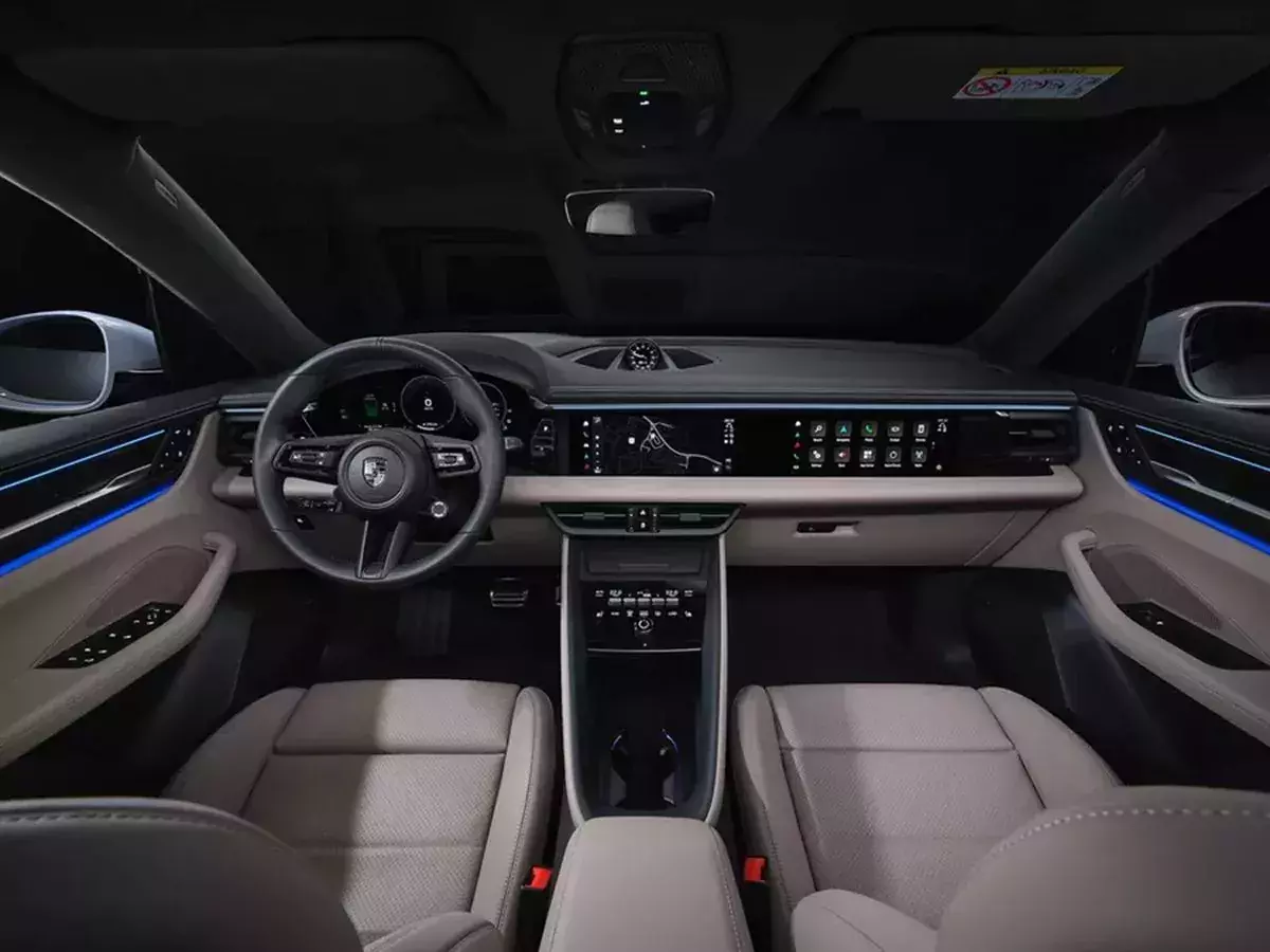 porsche-macan-2024 ev wnętrze