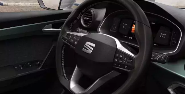 seat arona kompaktowy suc w promocji 2023