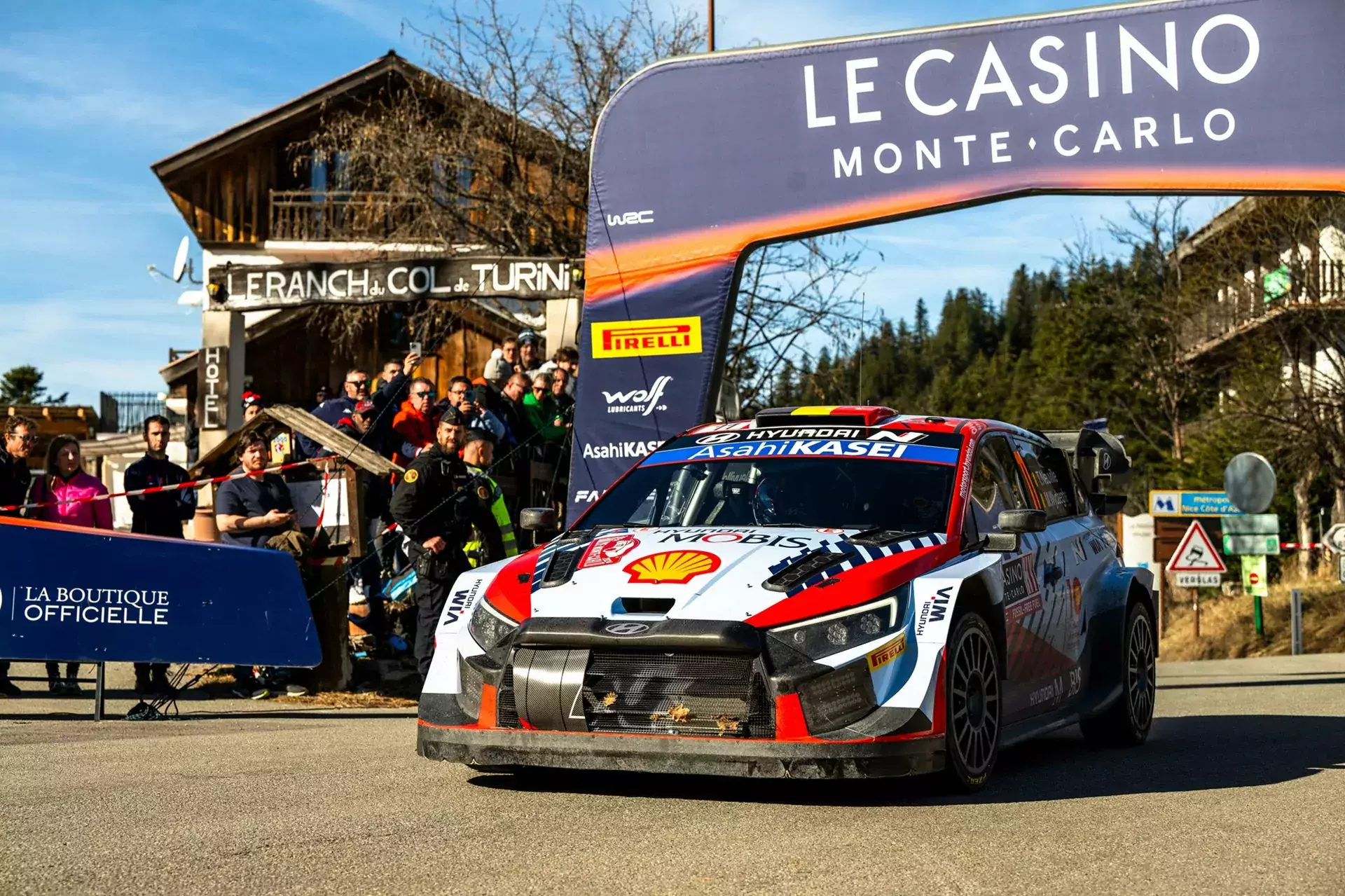 Thierry Neuville / Martijn Wydaeghe / Hyundai i20 N Rally1 / Rajd Monte Carlo 2024 / WRC
