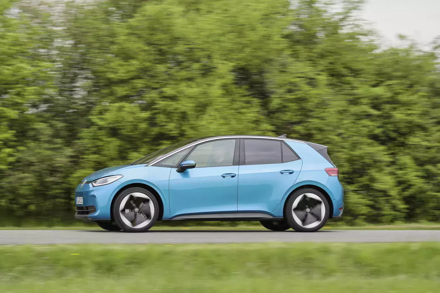 volkswagen-obniza-ceny-samochodow-elektrycznych