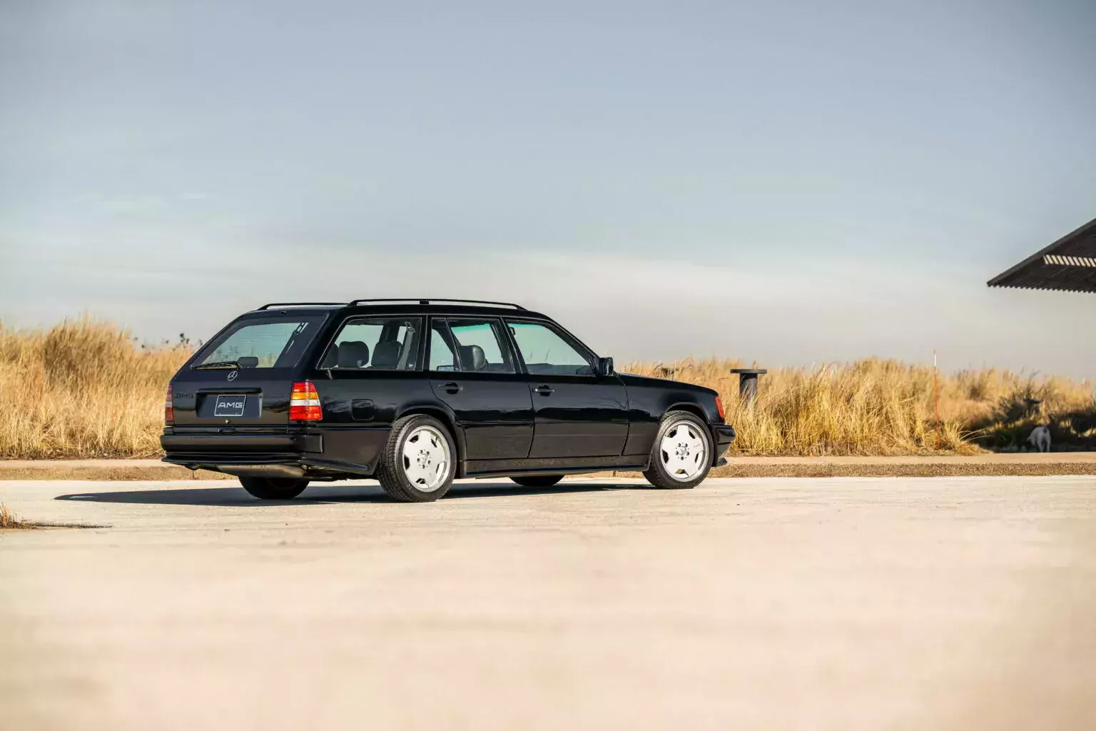 1988-Mercedes-300-TE-6.0-The-Mallet-EXT-4-1536x1024