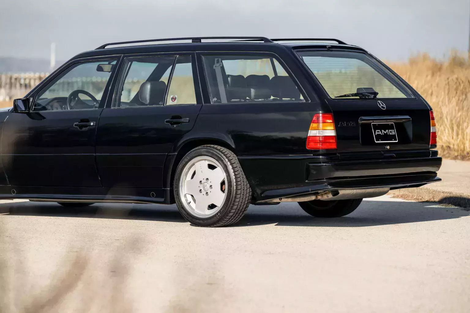 1988-Mercedes-300-TE-6.0-The-Mallet-EXT-4-1536x1024