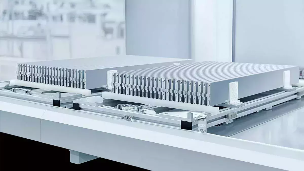 BYD-Blade-Battery-pc