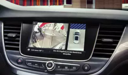 SUV opel_crossland_interior_rear-view-camera