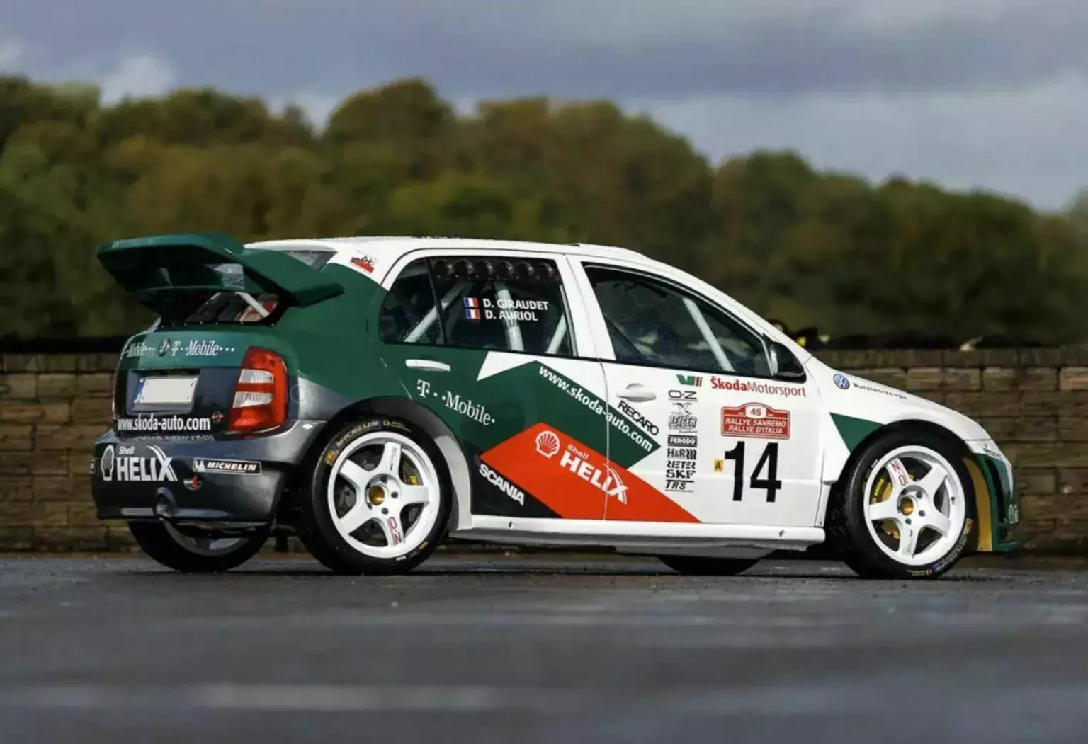 Skoda-Fabia-WRC-5-1536x1045