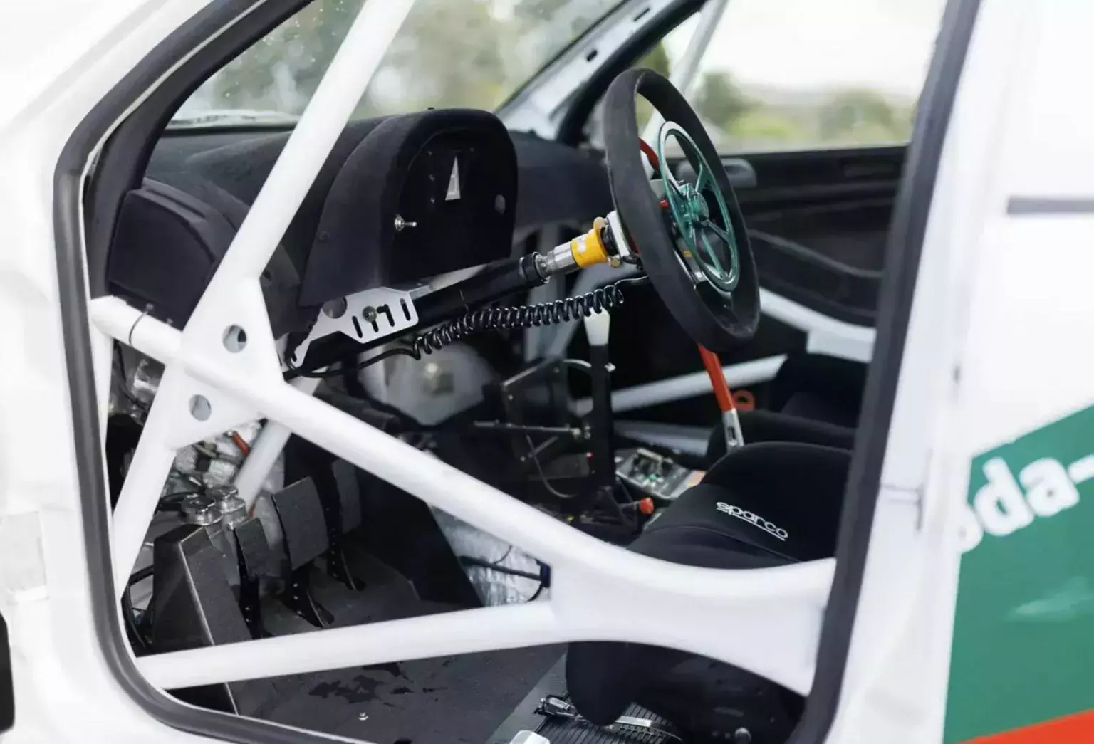 Skoda-Fabia-WRC-5-1536x1045