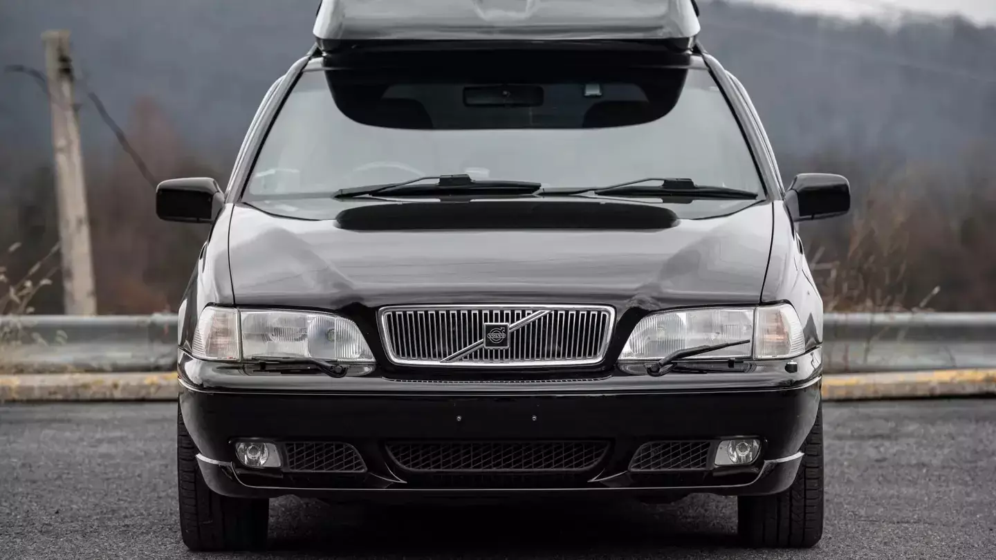 japonskie-volvo-v70r