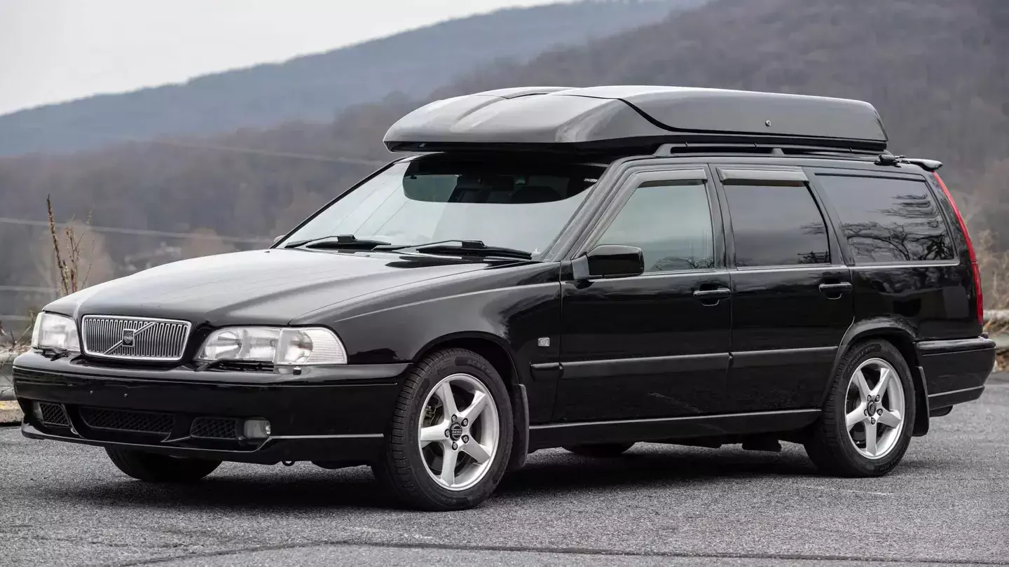 japonskie-volvo-v70r