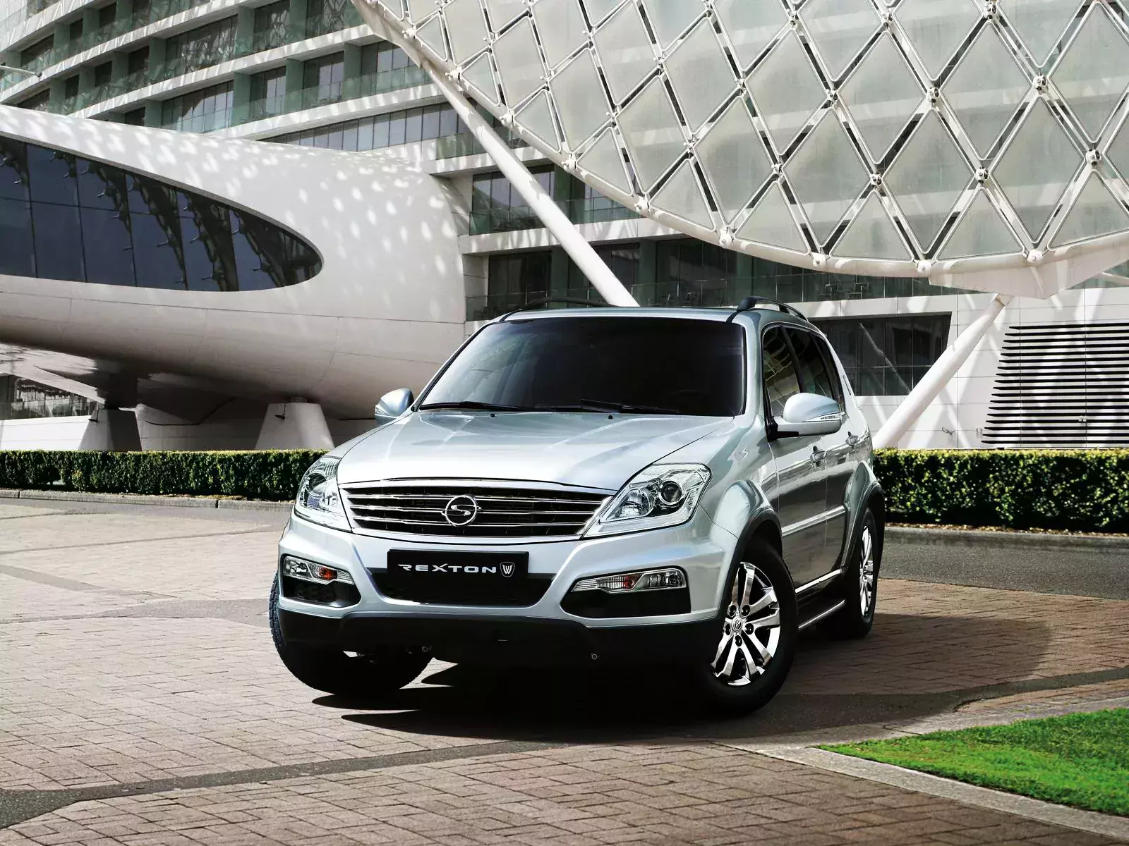 suv-ssangyong-rexton