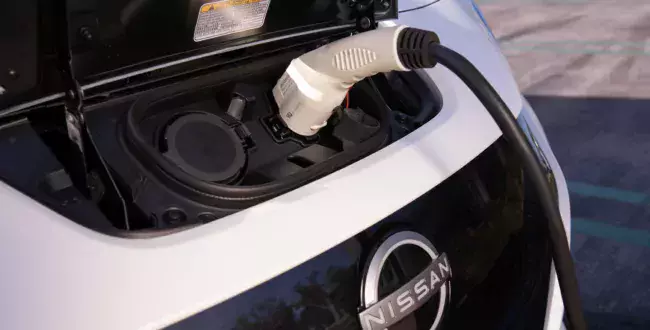 2023 Nissan LEAF-15-source