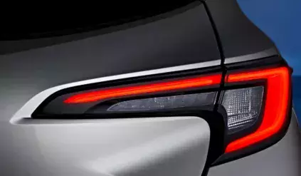 Toyota Corolla / auta spalinowe mniej popularne niż hybrydy