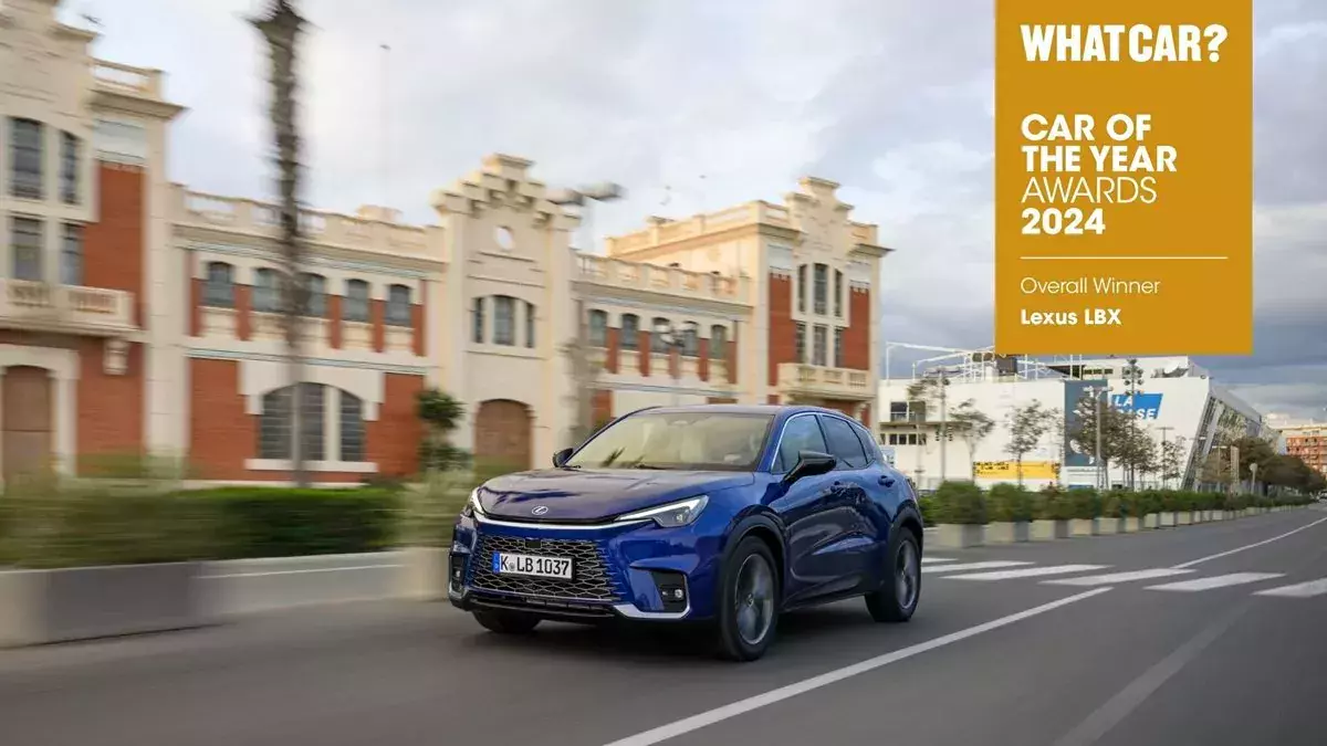 SUV lexus lbx whatcar caroftheyearaward