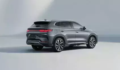 byd-seal-u-hybrid tył