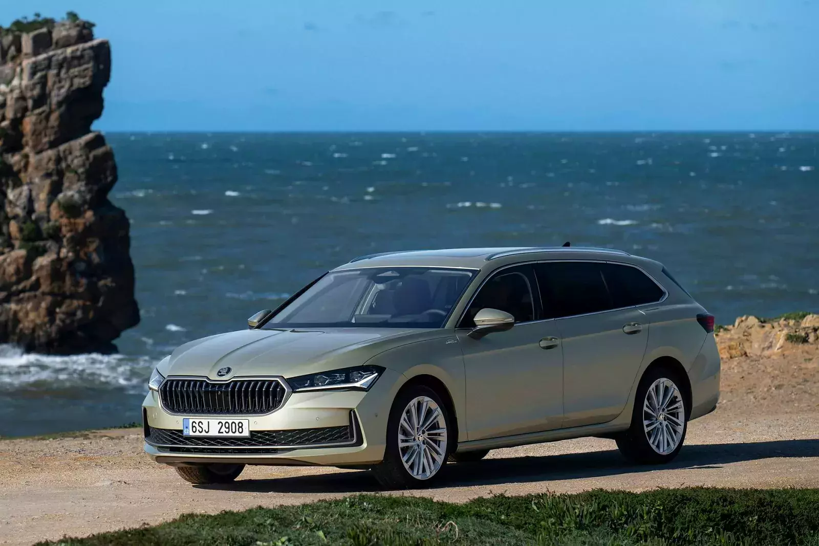 skoda-superb-deska-rozdzielcza