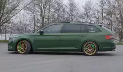 skoda-superb-z-silnikiem-audi-rs3