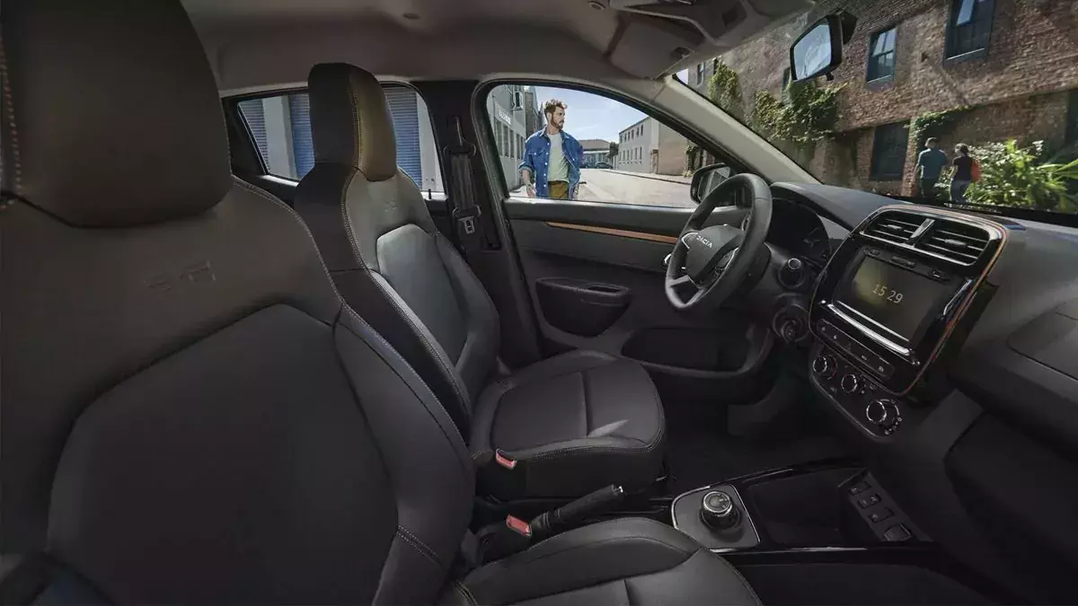 Dacia Spring EV wnętrze 2024