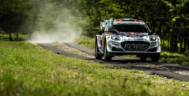 Adrien Fourmaux / Ford Puma Rally1 / Rajd Safari 2024 / WRC / niehybrydowe Rally1 na Rajd Polski