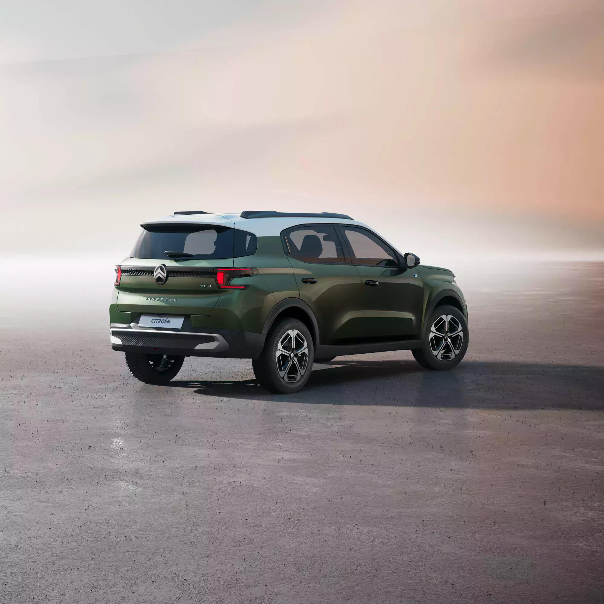 Citroen C3 Aircross 2024 / mały SUV 7-miejscowy