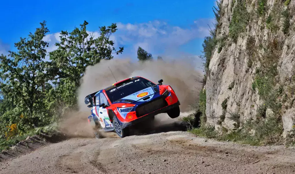 Dani Sordo / Hyundai i20 N Rally1 / Testy przed Rajdem Portugalii 2024 / WRC