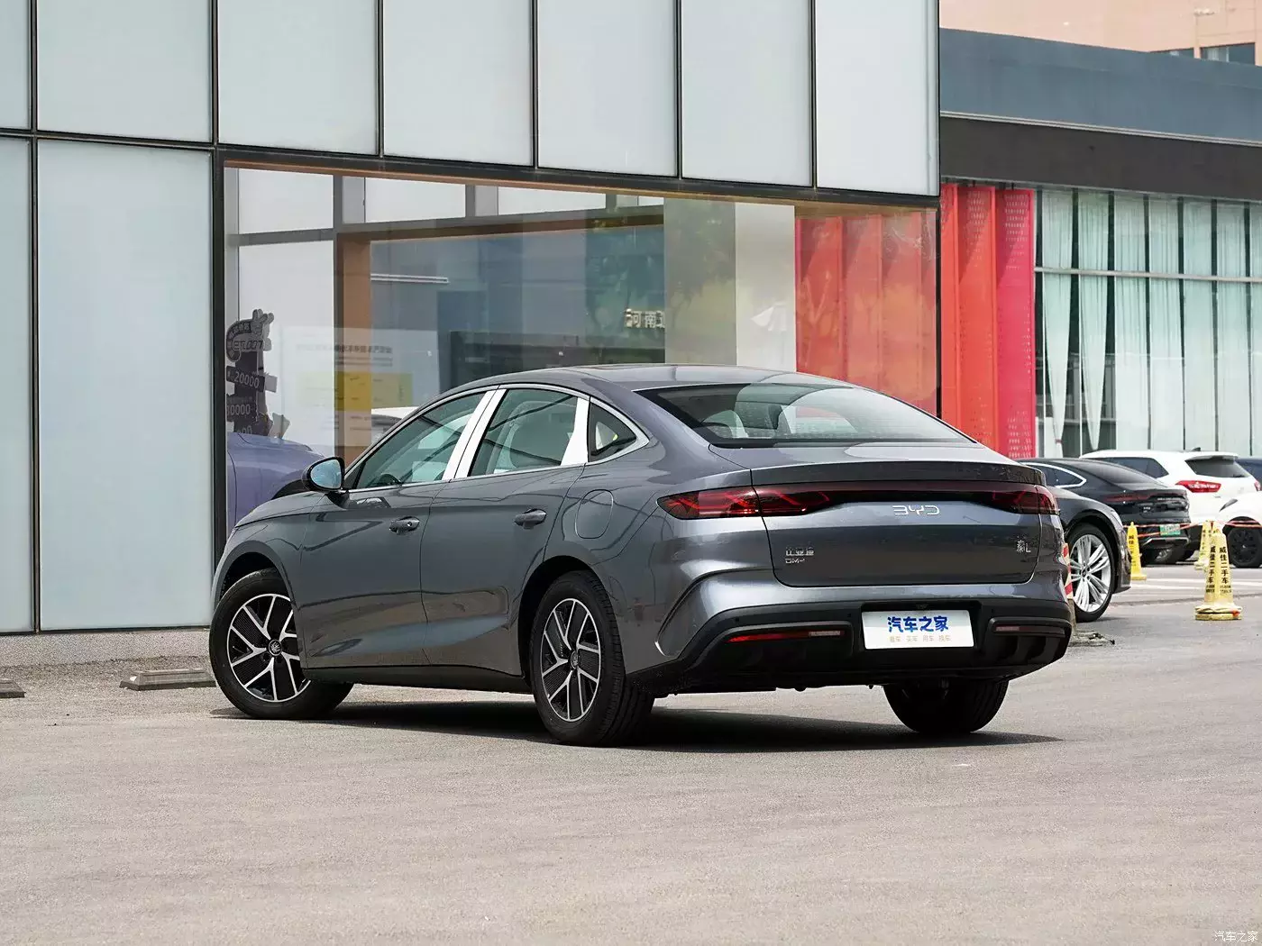 BYD Qin L DM-i Foto: autohomecar__B