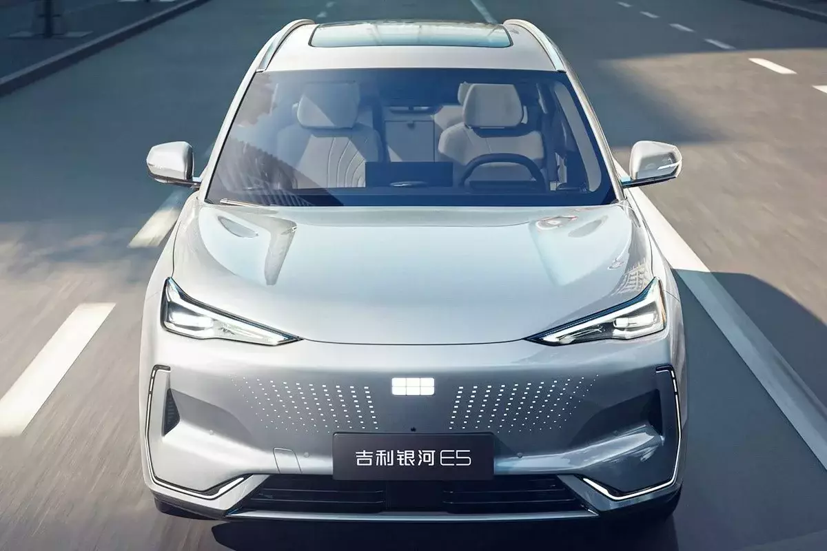 SUV EV Geely Galaxy E5