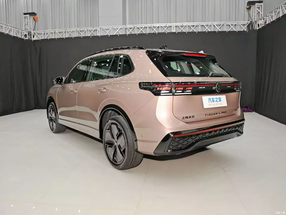 SUV Tiguan L 2024 PRO 380TSI