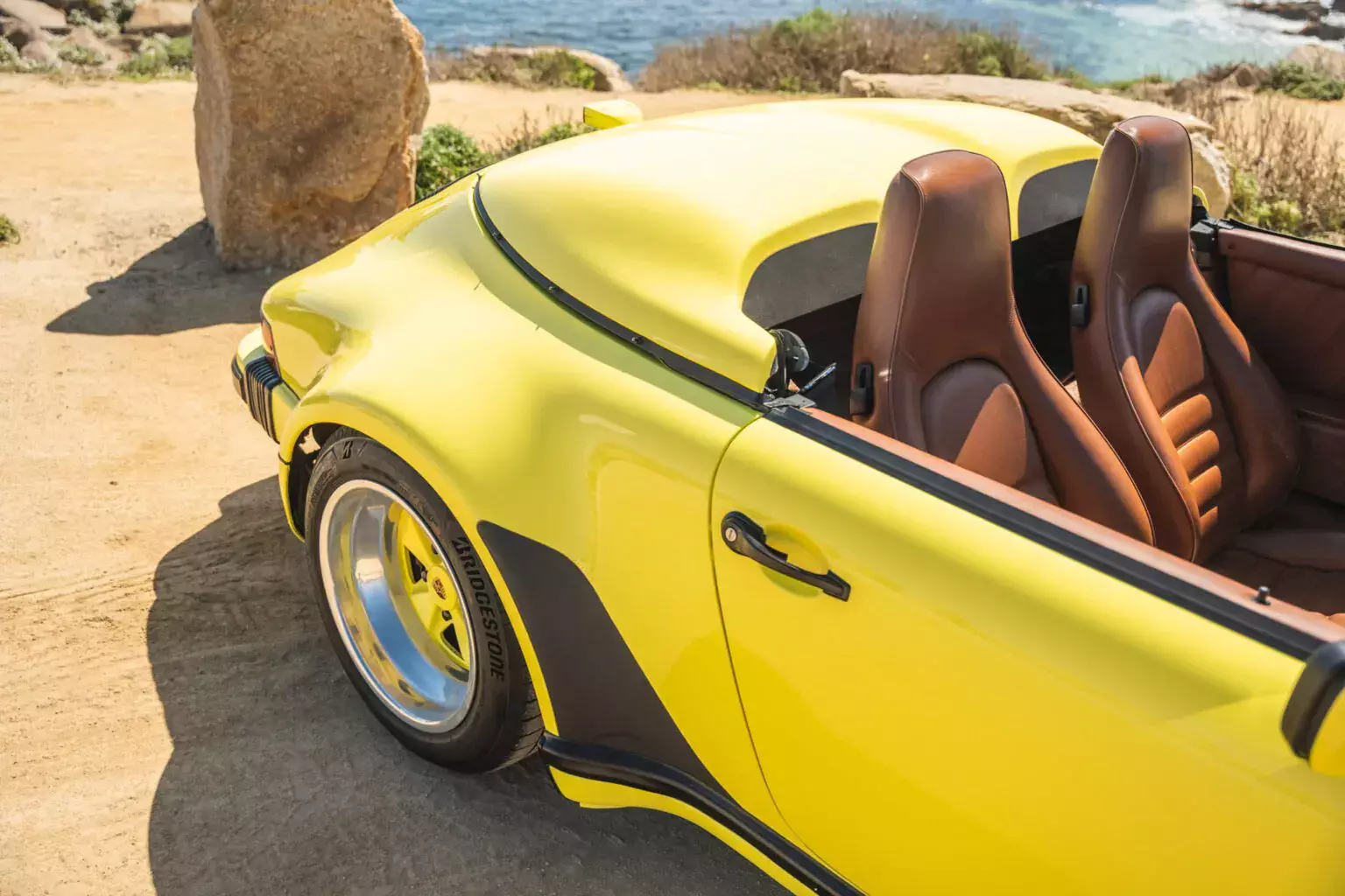 bananowe-porsche-911-speedster