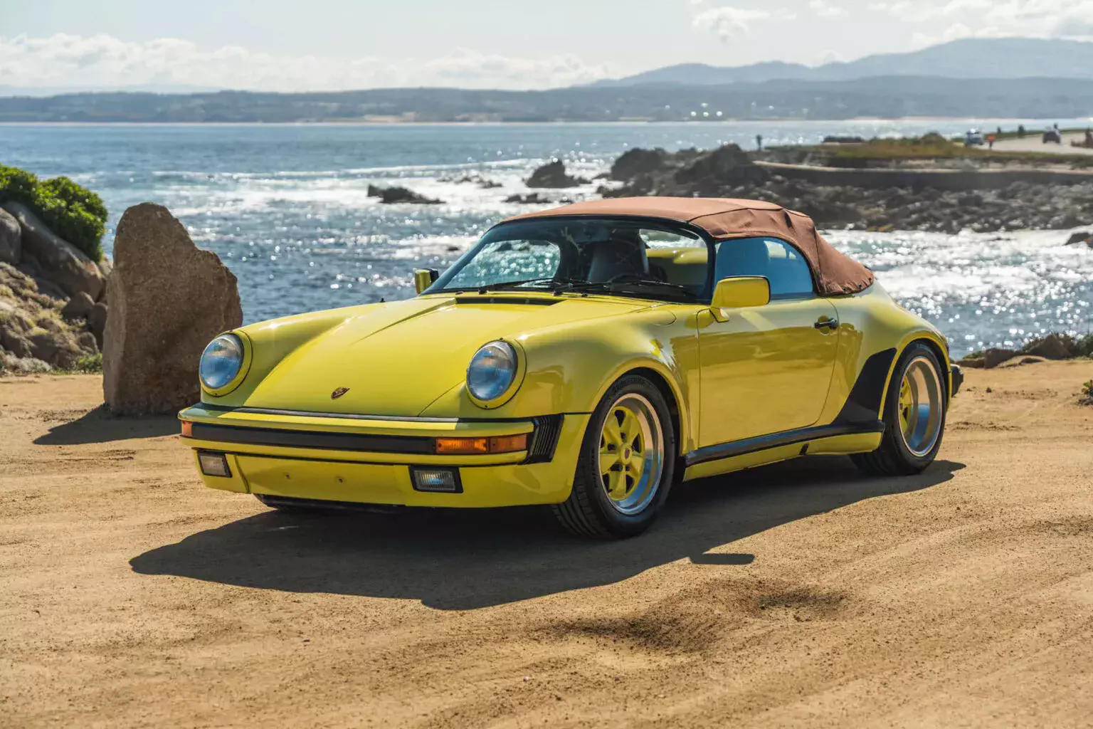 bananowe-porsche-911-speedster