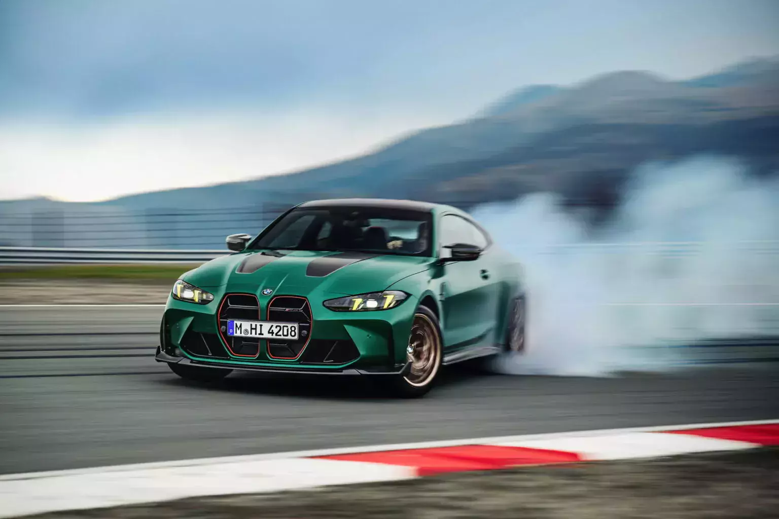bmw-m4-cs-na-nordschleife