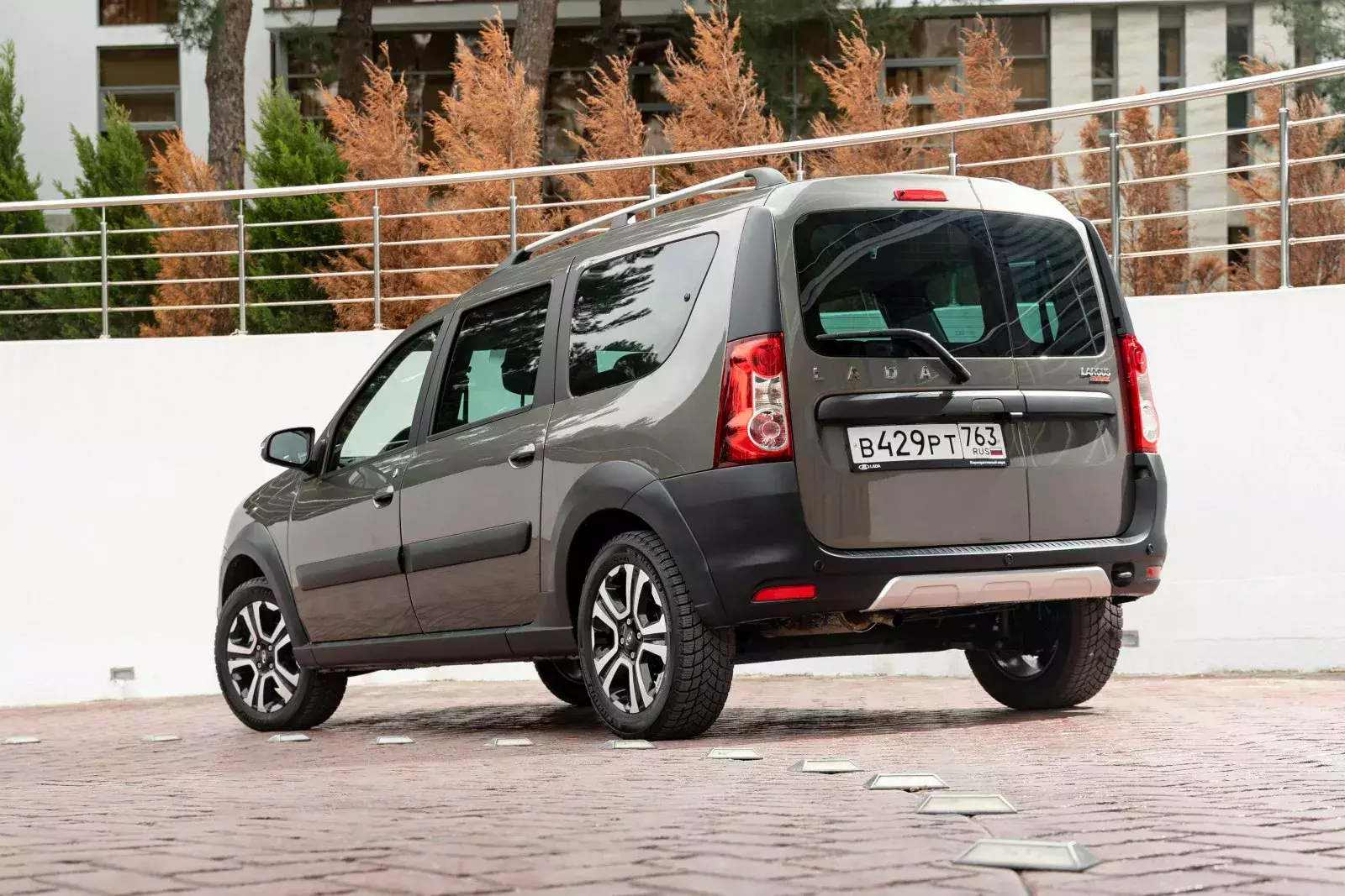 dacia-logan-lada-kombi