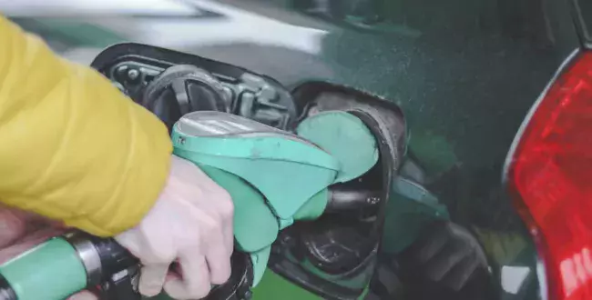 Niskoemisyjna benzyna wkrótce na stacjach paliw